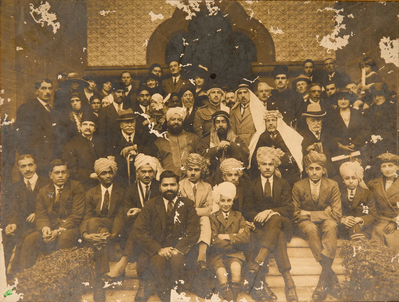 Khwaja Kamal ud Din at Woking Mosque London c 1922 with Arab delegation The Shah Jahan Mosque, the first purpose-built mosque in the United Kingdom, built in 1889 by Hungarian-Brit…