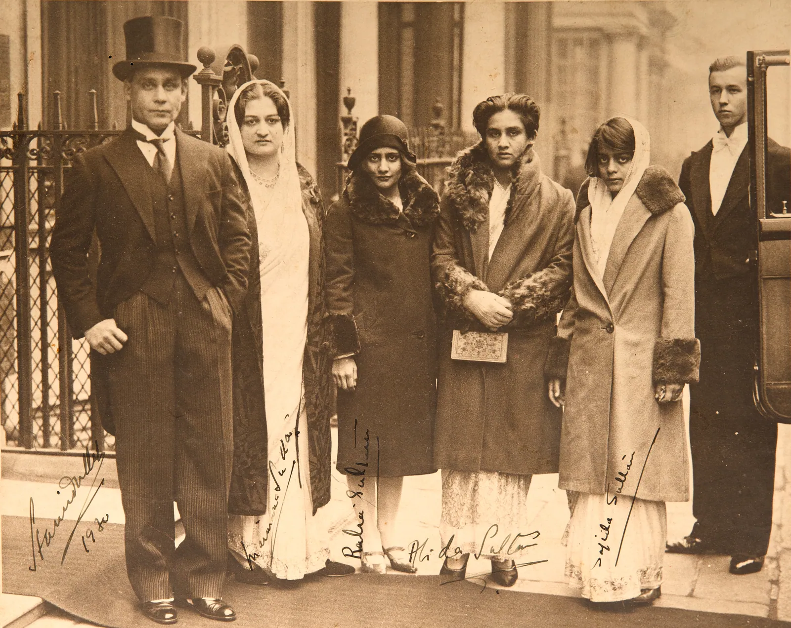 Nawab Hamidullah, Nawab of Bhopal, his wife, Maimoona Sultan, and daughters, Rabia Sultan, Abida Sultan, Sajida Sultan